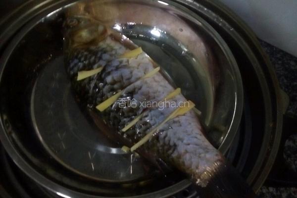 清蒸鲫鱼的做法图解2