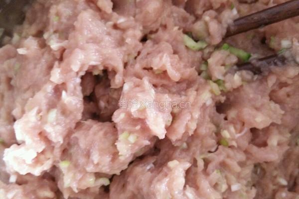 黄瓜肉饺子的做法图解5