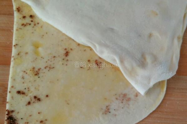 五香芝麻发面脆饼的做法图解3