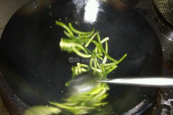 湘式小炒五花肉的做法图解6