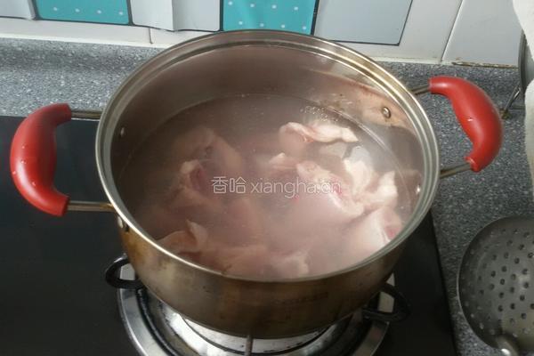 虫草鸭的做法图解2