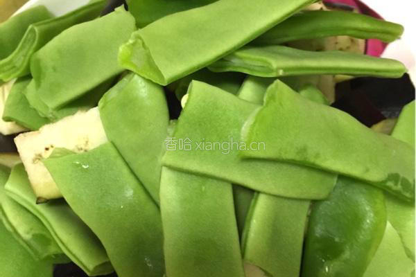 东北小乱炖的做法图解2