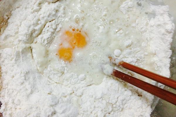 葱香发面饼的做法图解2