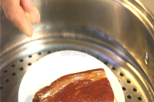 芥蓝炒腊肉的做法图解4
