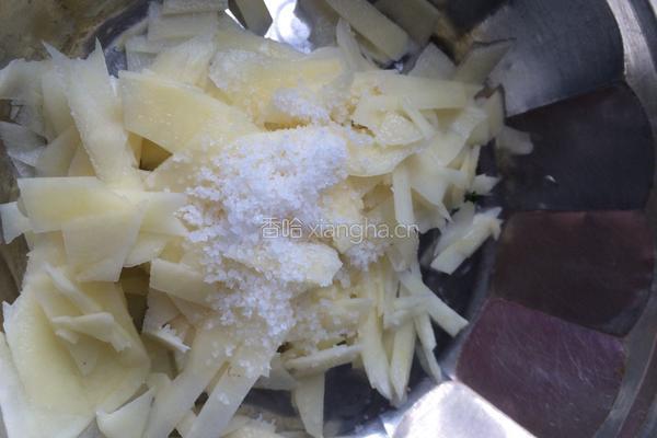 胡萝卜土豆丝煎饼的做法图解3