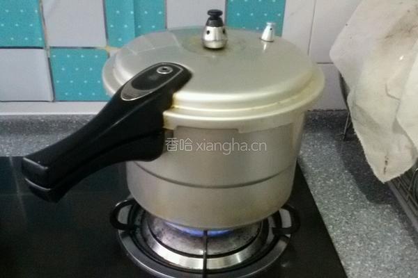 自制莲蓉馅的做法图解3