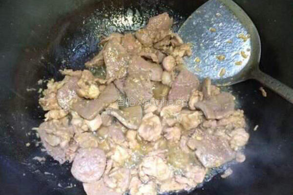 青椒猪肝炒瘦肉的做法图解7