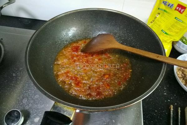 核桃仁麻辣鸡的做法图解4