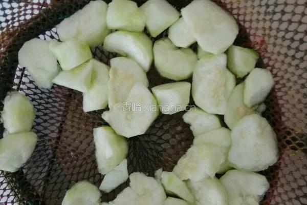 丝瓜豆腐汤的做法图解3
