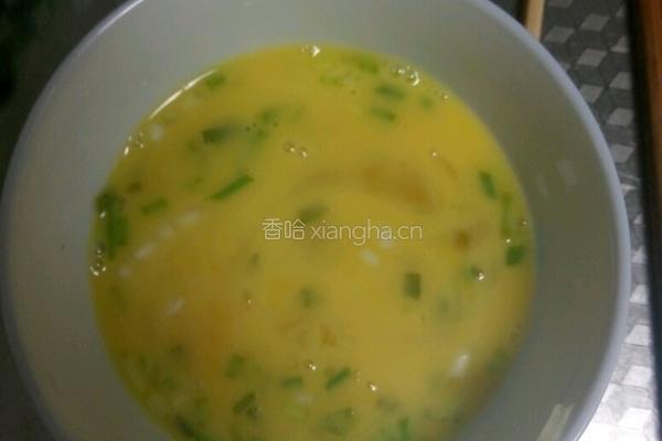洋葱黄瓜炒鸡蛋的做法图解3