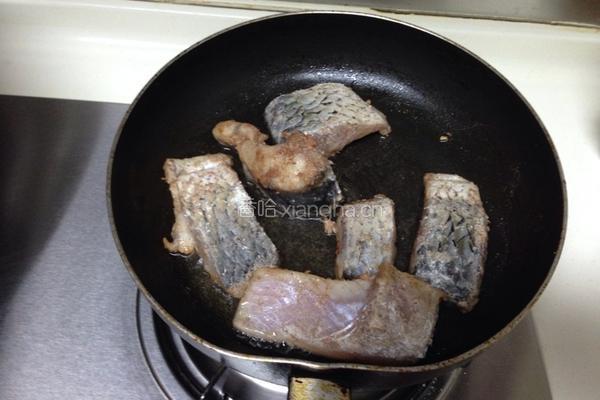 香酥鱼块的做法图解5