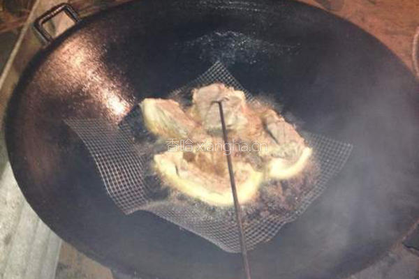 家乡扣肉的做法图解2