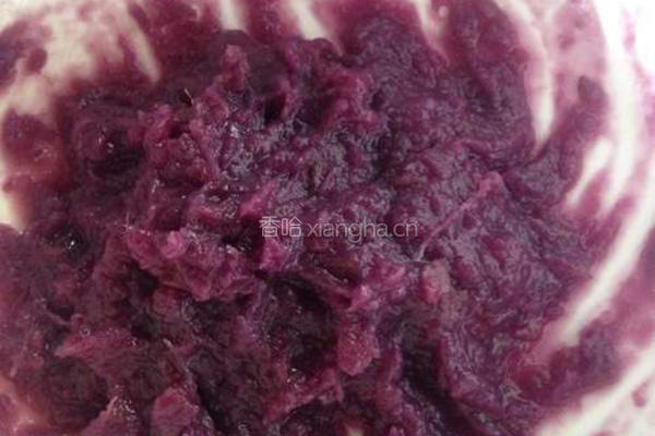 紫薯南瓜饼#紫薯南瓜冰皮月饼#的做法图解4