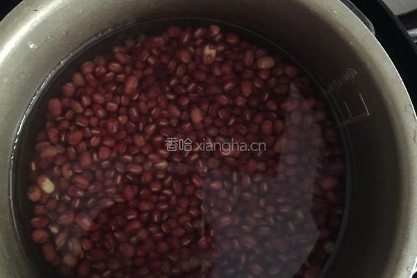 红豆冰皮月饼的做法图解2