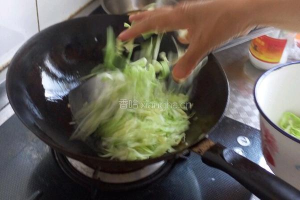 卷心菜鸡蛋炒饭的做法图解5