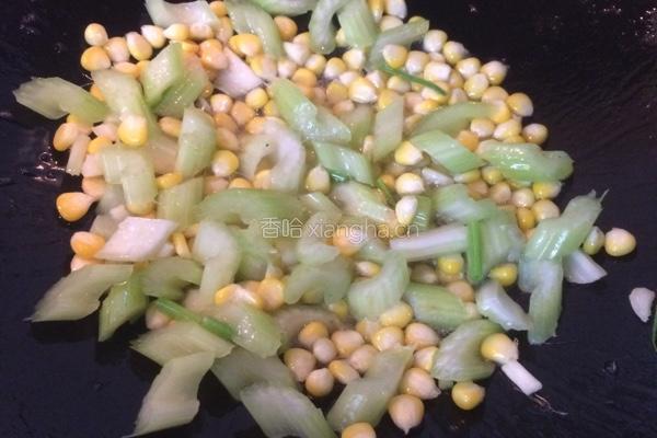 西芹百合腰果的做法图解7