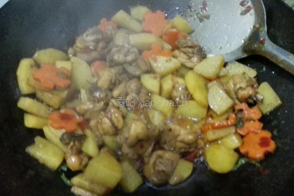 土豆烧鸡腿的做法图解5