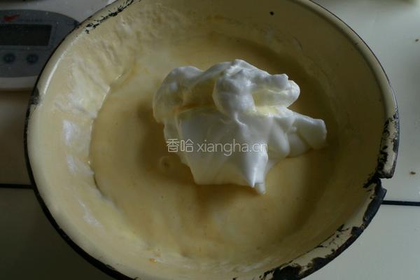 黄金蛋糕的做法图解3