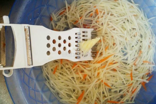 香煎土豆饼的做法图解1