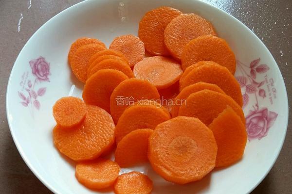 芹菜胡萝卜肉片的做法图解3