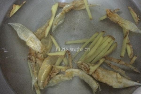 增强免疫力花胶虫草花红枣汤的做法图解2