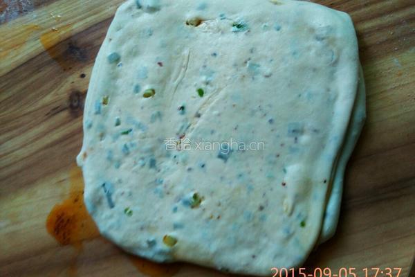 河南葱油大饼的做法图解7