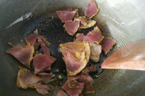 腊肉炒白菜的做法图解6