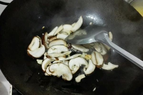 素炒香菇荷兰豆的做法图解5