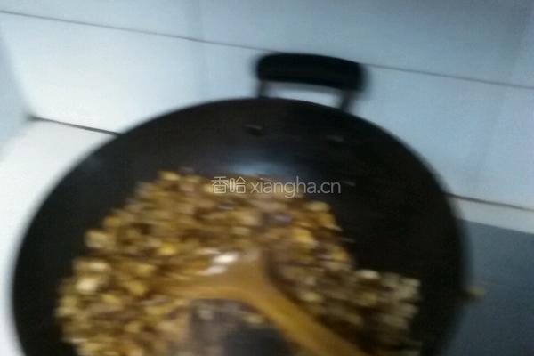 香茹牛肉酱的做法图解4