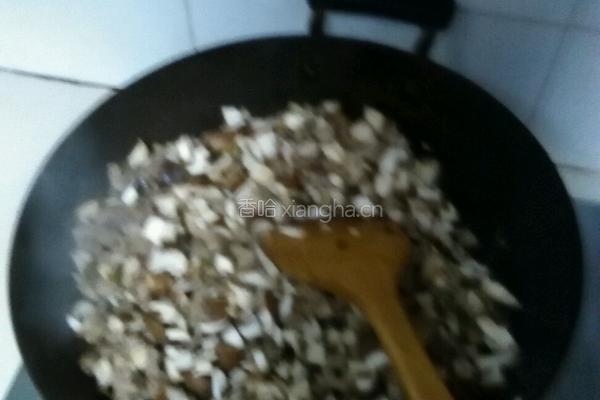 香茹牛肉酱的做法图解5
