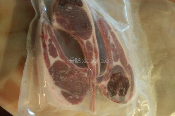 松茸羊排的做法图解1