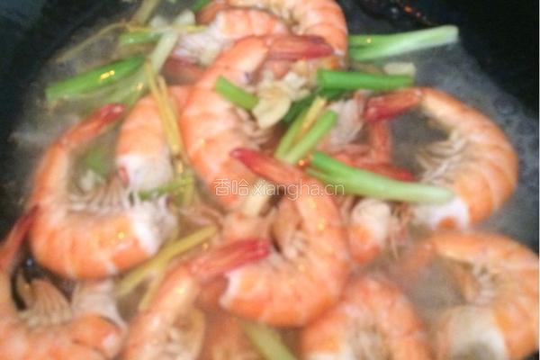 番茄酱焖大虾的做法图解5
