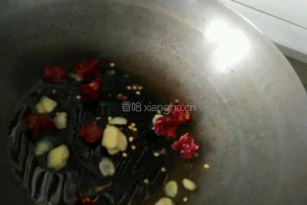 杏鲍菇炒腊肉的做法图解4