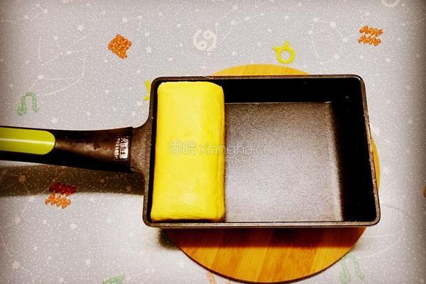 奶酪香腸玉子燒的做法图解7