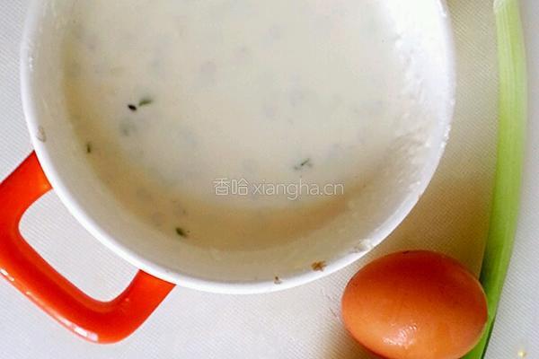 快手早餐---鸡蛋裹饼的做法图解2