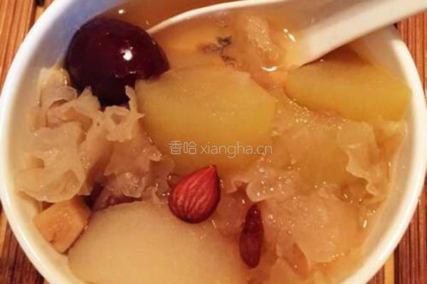 青苹果雪梨银耳汤的做法图解6