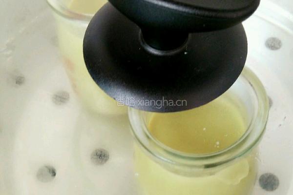 抹茶牛奶鸡蛋羹的做法图解7