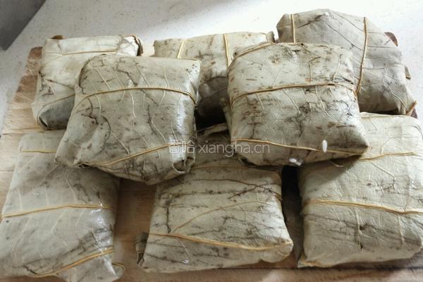 荷叶糯米鸡的做法图解4