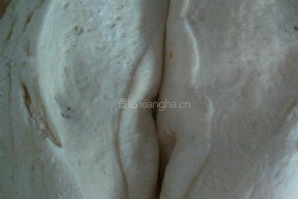 蜂蜜芝麻酱花卷的做法图解2