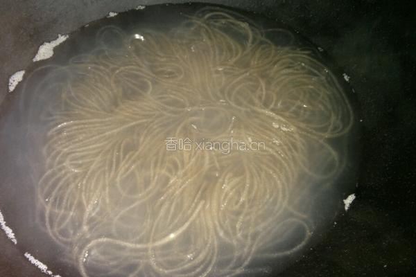 芹菜胡萝卜炒粉条的做法图解4