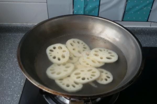 脆皮炸藕盒的做法图解2