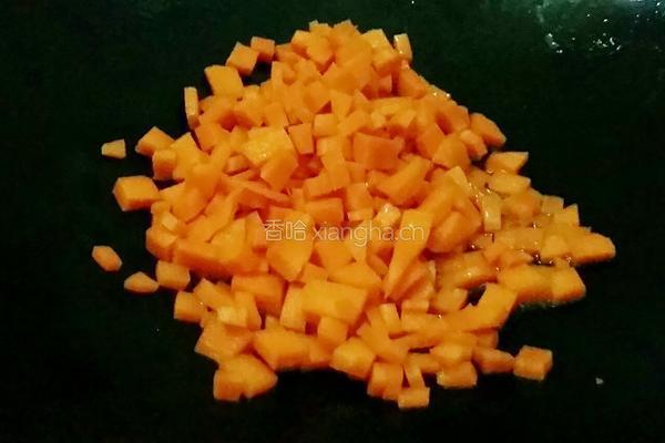 芹菜胡萝卜香菇丁的做法图解6