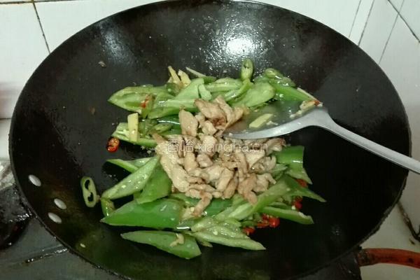 辣椒炒肉的做法图解6