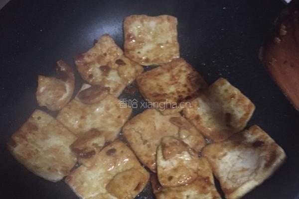黄豆酱煎豆腐的做法图解5