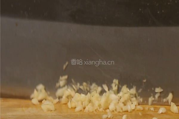 凉拌胡萝卜丝的做法图解2