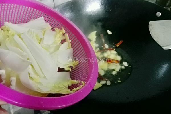 醋溜娃娃菜的做法图解4