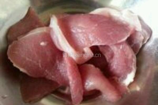 锅包肉的做法图解1