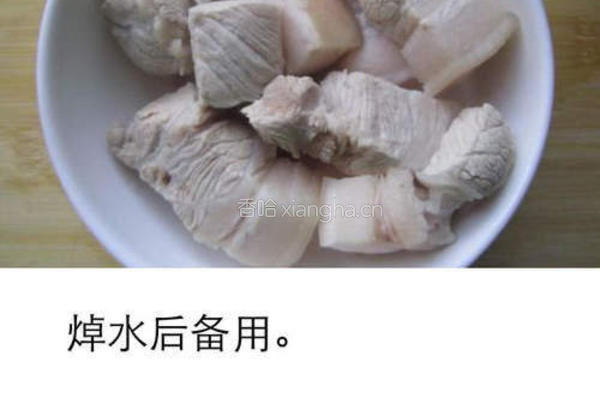 鹌鹑蛋红烧肉的做法图解6