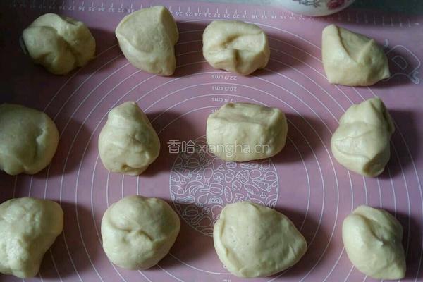 花样紫薯面包的做法图解3