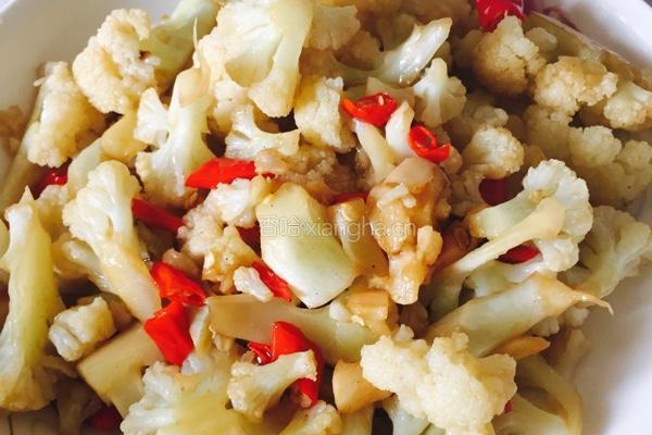 爆炒花菜的做法图解1